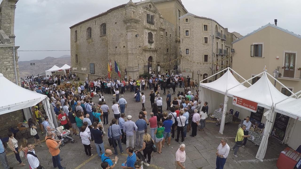 B&B Del Corso Gangi Dış mekan fotoğraf